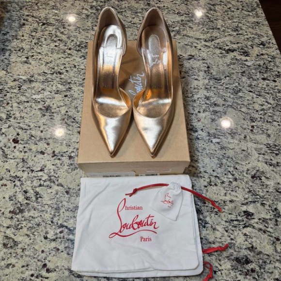 NEW Christian Louboutin Iriza d’Orsay Pumps in Light Gold Size 38/85mm Heels - Picture 2 of 16